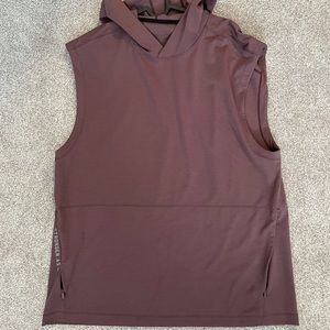 Men’s Lululemon x Barry’s Sleeveless Hoodie